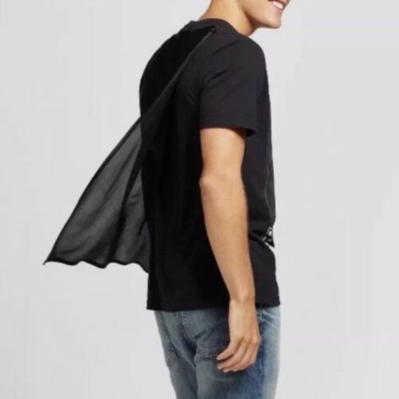 Disney Star Wars Darth Vader Men's Short Sleeve T-Shirt with Cape Size M - Black - Picture 3 of 4